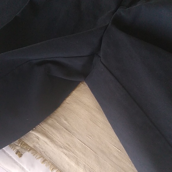 Evergreen Shorts - Picture 5 of 9